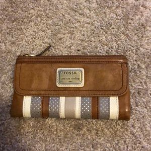 Fossil wallet